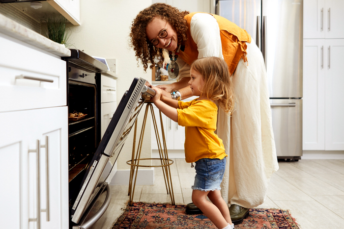 YOUR HOLIDAY SURVIVAL GUIDE FOR ENERGY, IMMUNITY & SLEEP